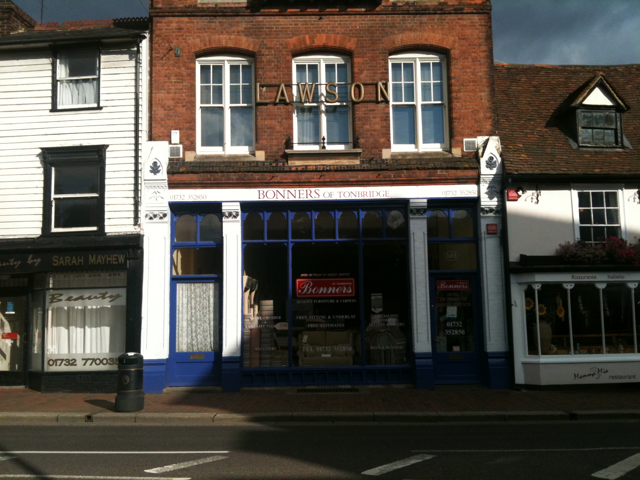 Closed shops in Tonbridge Kent